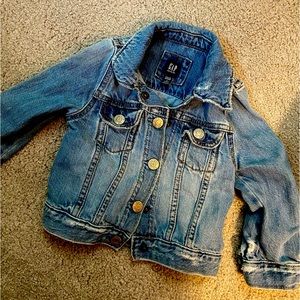 GAP toddler distressed denim jacket, great condition
